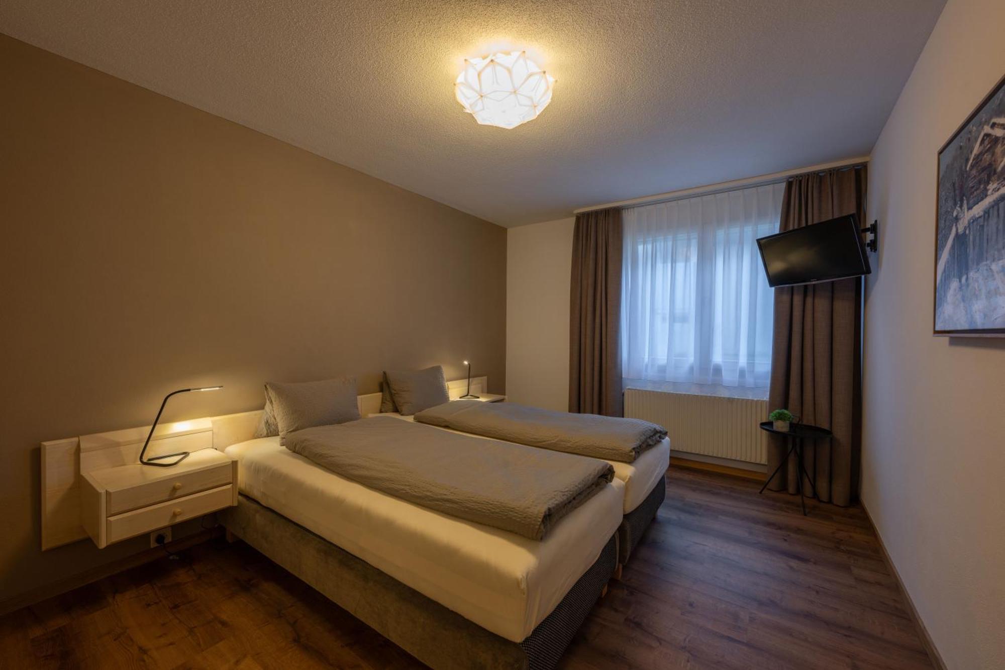 Hotel Alpina Schiers Extérieur photo